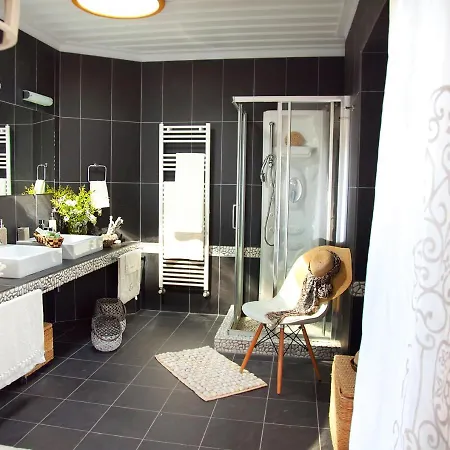 Alexandra Апартаменты *